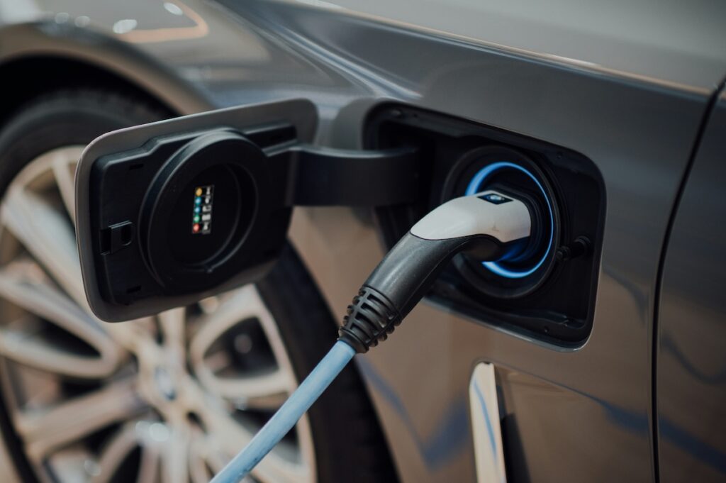 Borne de recharge voiture electrique Aix en provence
